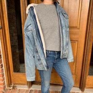 AMERICAN EAGLE DENIM FUR LINED JACKET